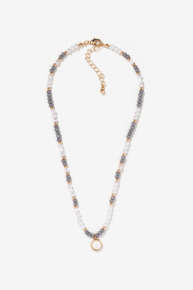 Beaded Necklace with Pendant