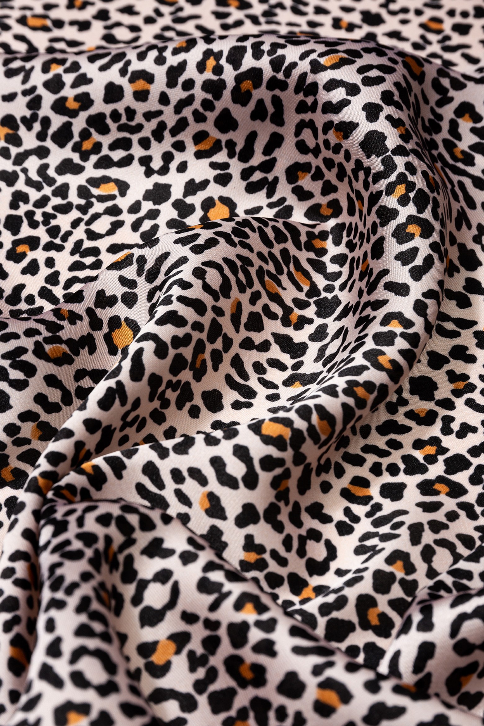 Leopard Satin Bandana