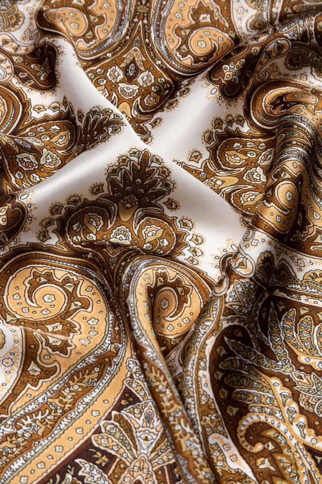 Bandana Acetinada Paisley Bandana Acetinada Paisley