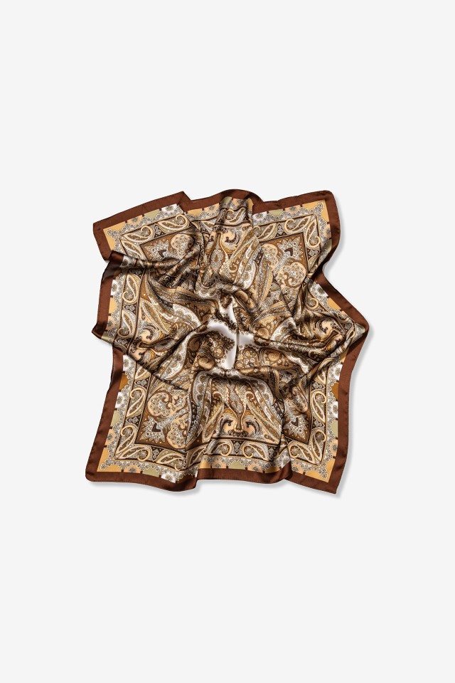 Bandana Satinada con Estampado Paisley