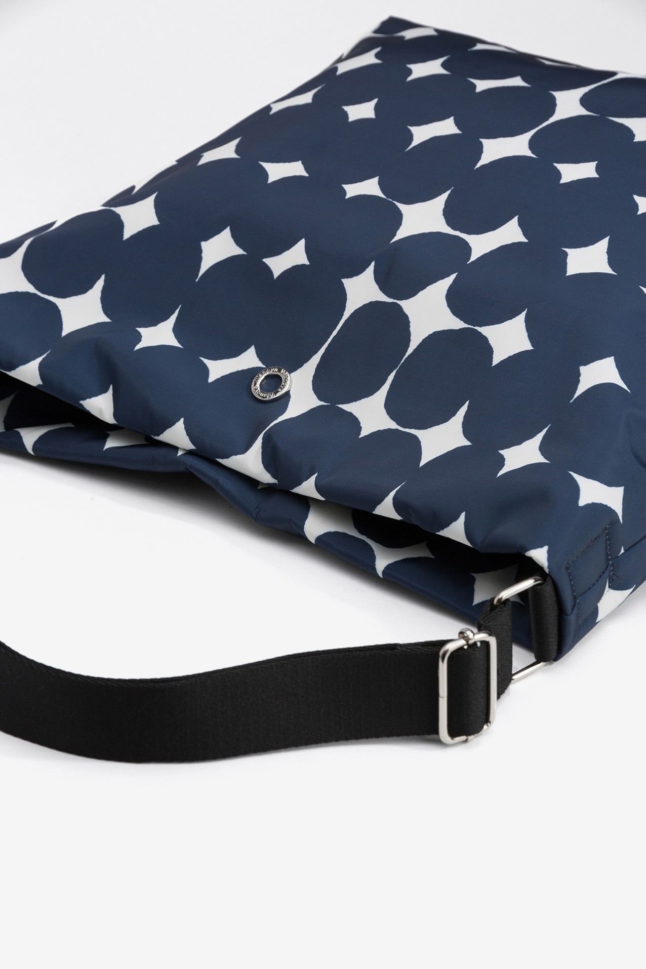 Mala de Ombro de Nylon Estampado