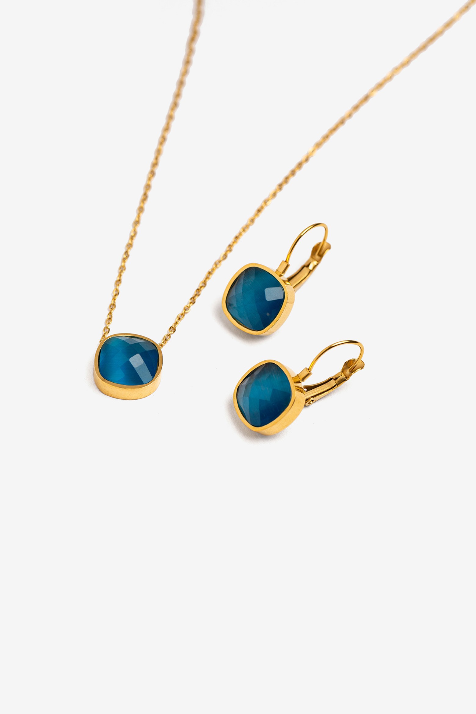 Set Colar e Brincos Ao com Pedraria Real