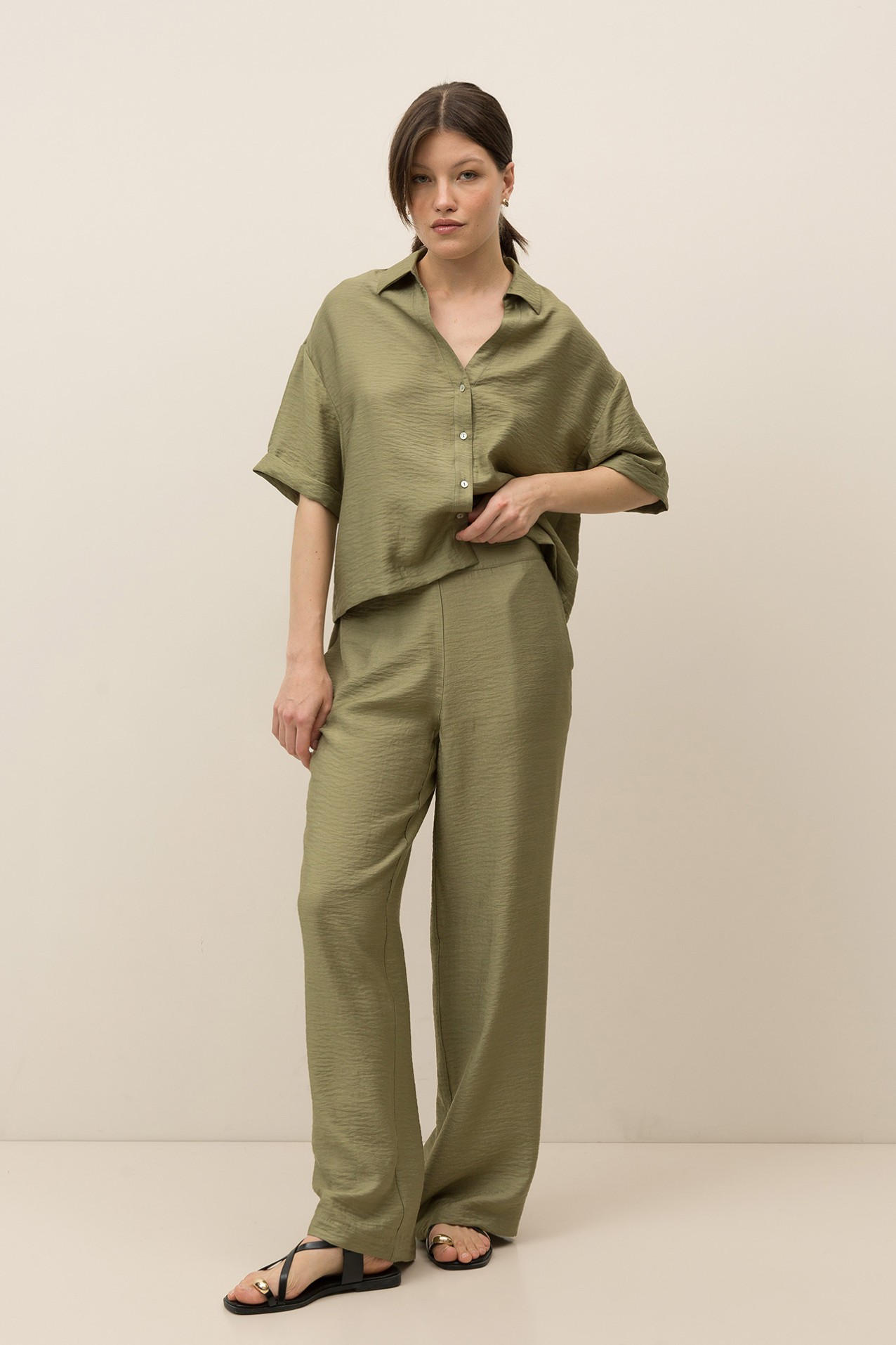 Fluid Wide Leg Pants