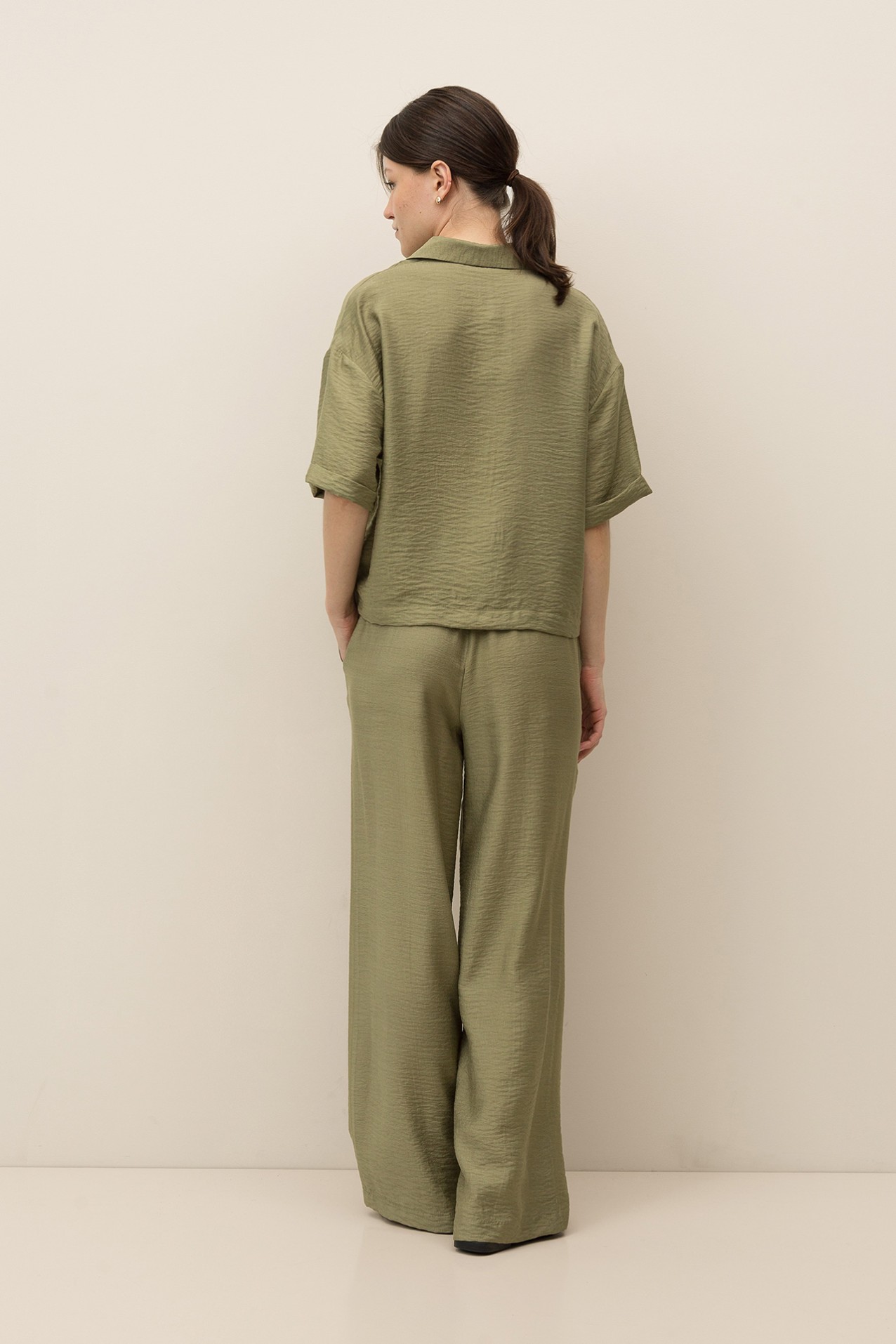 Fluid Wide Leg Pants