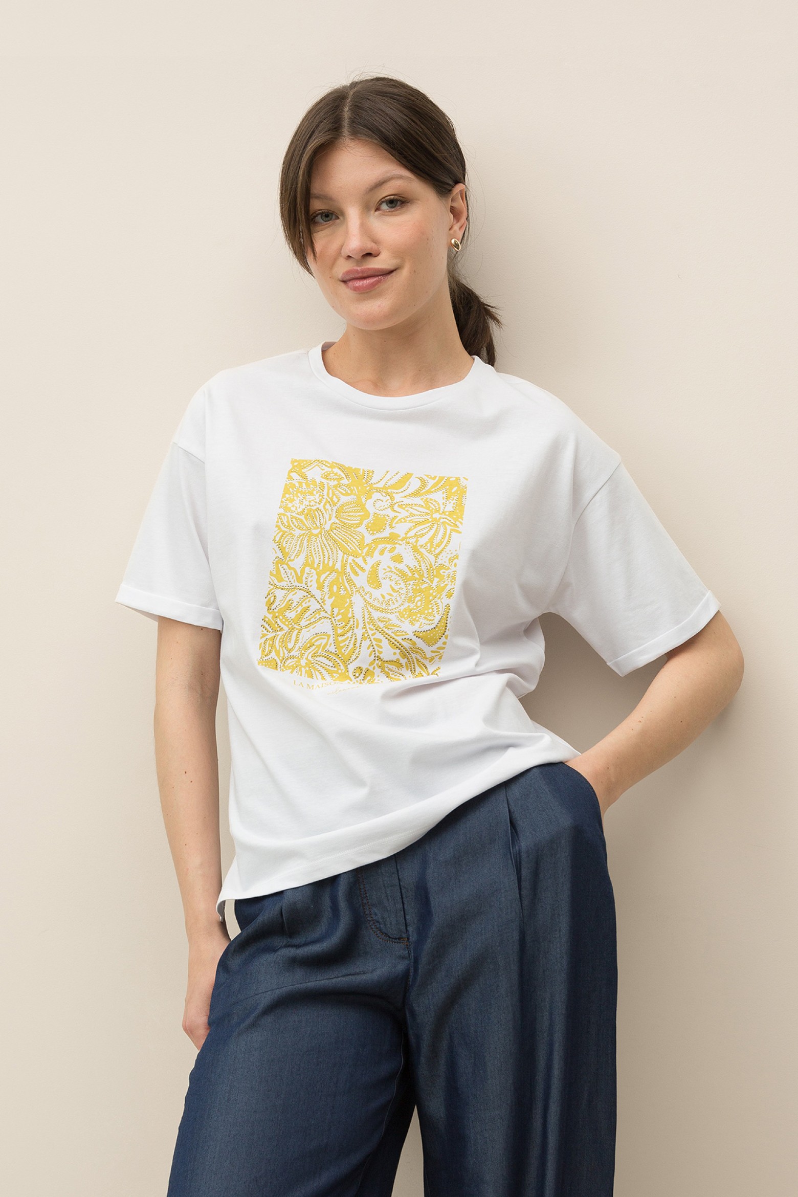 T-shirt Estampada com Brilhantes