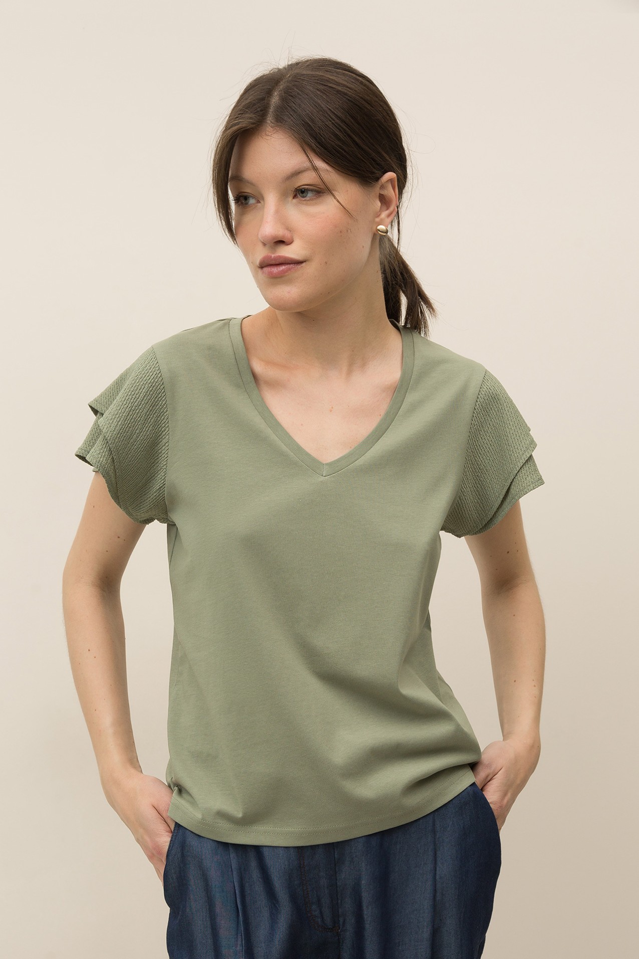 T-shirt com Folhos Texturizados