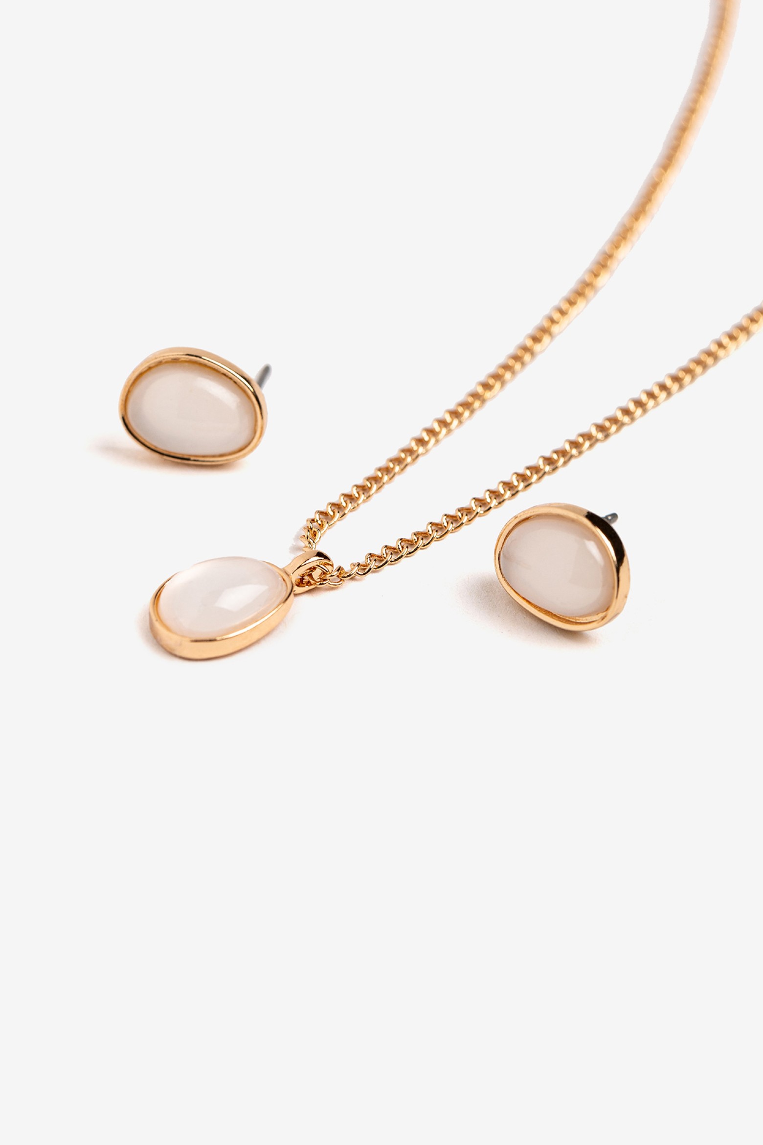 Set Colar e Brincos com Acrlico