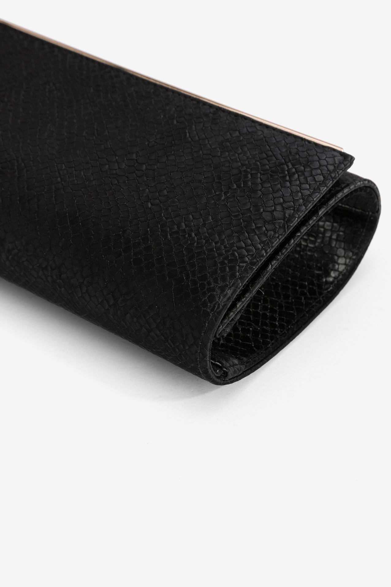 Clutch Efeito Pele Serpente