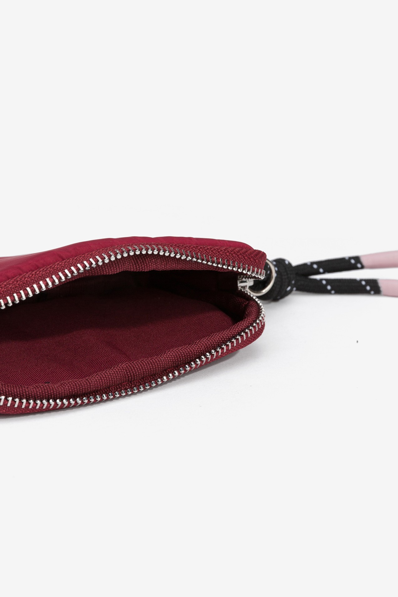 Bolsinha de Nylon Acolchoado