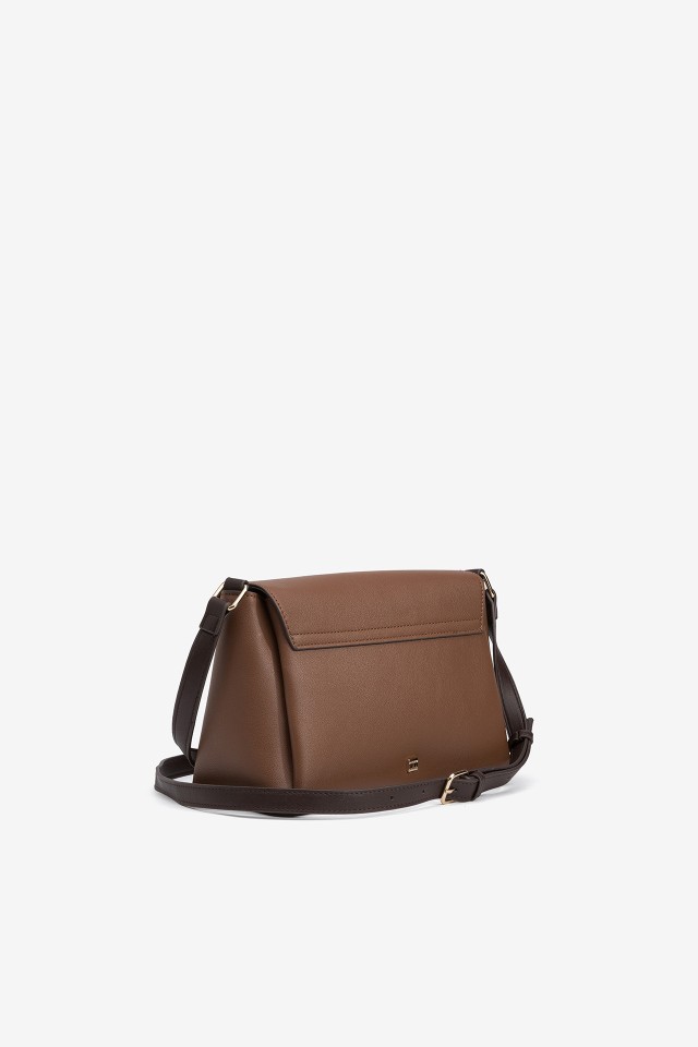 Bolso bandolera con solapa Bolso bandolera con solapa