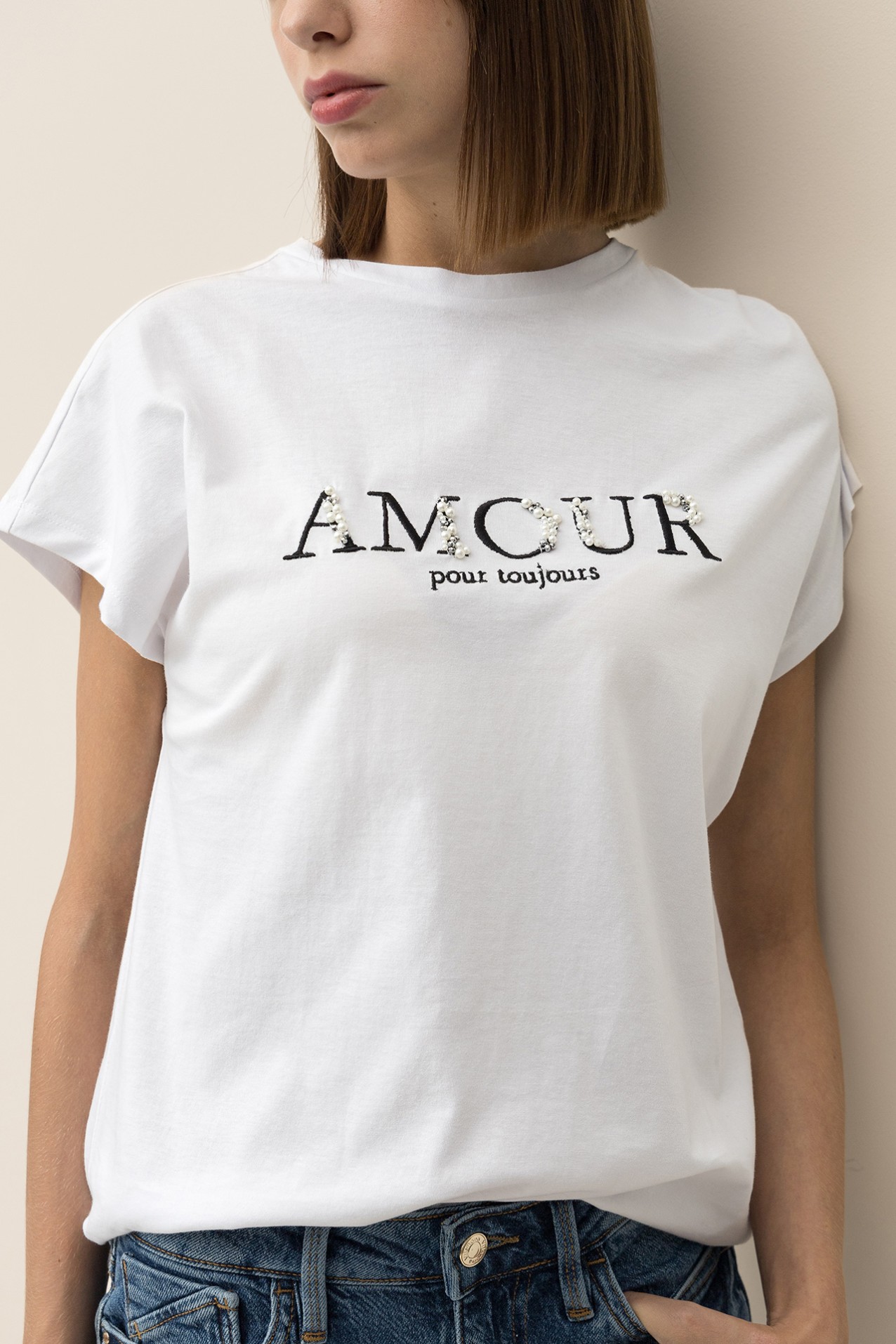 T-shirt Bordada com Missangas