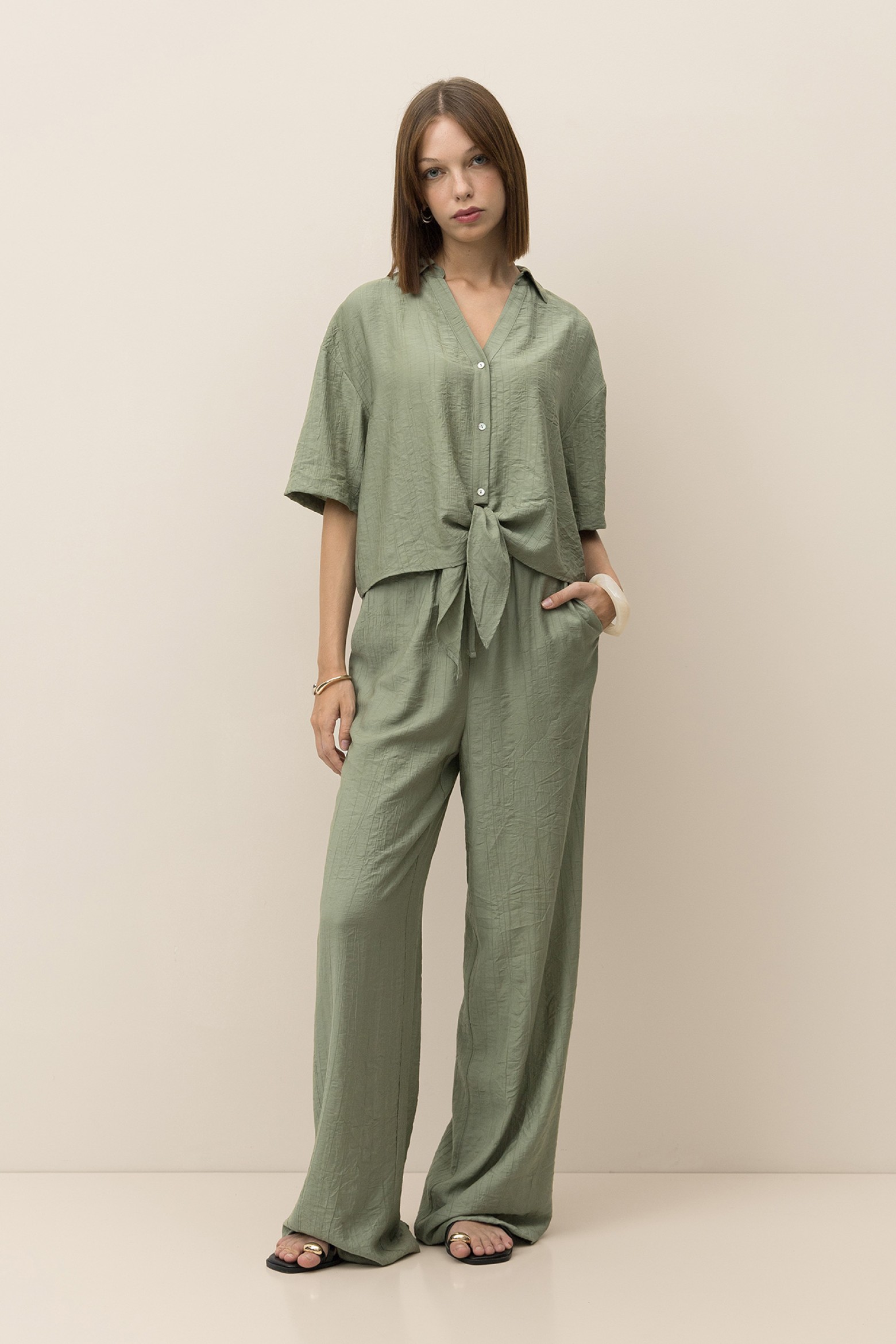 Wrinkled Wide-leg Trousers