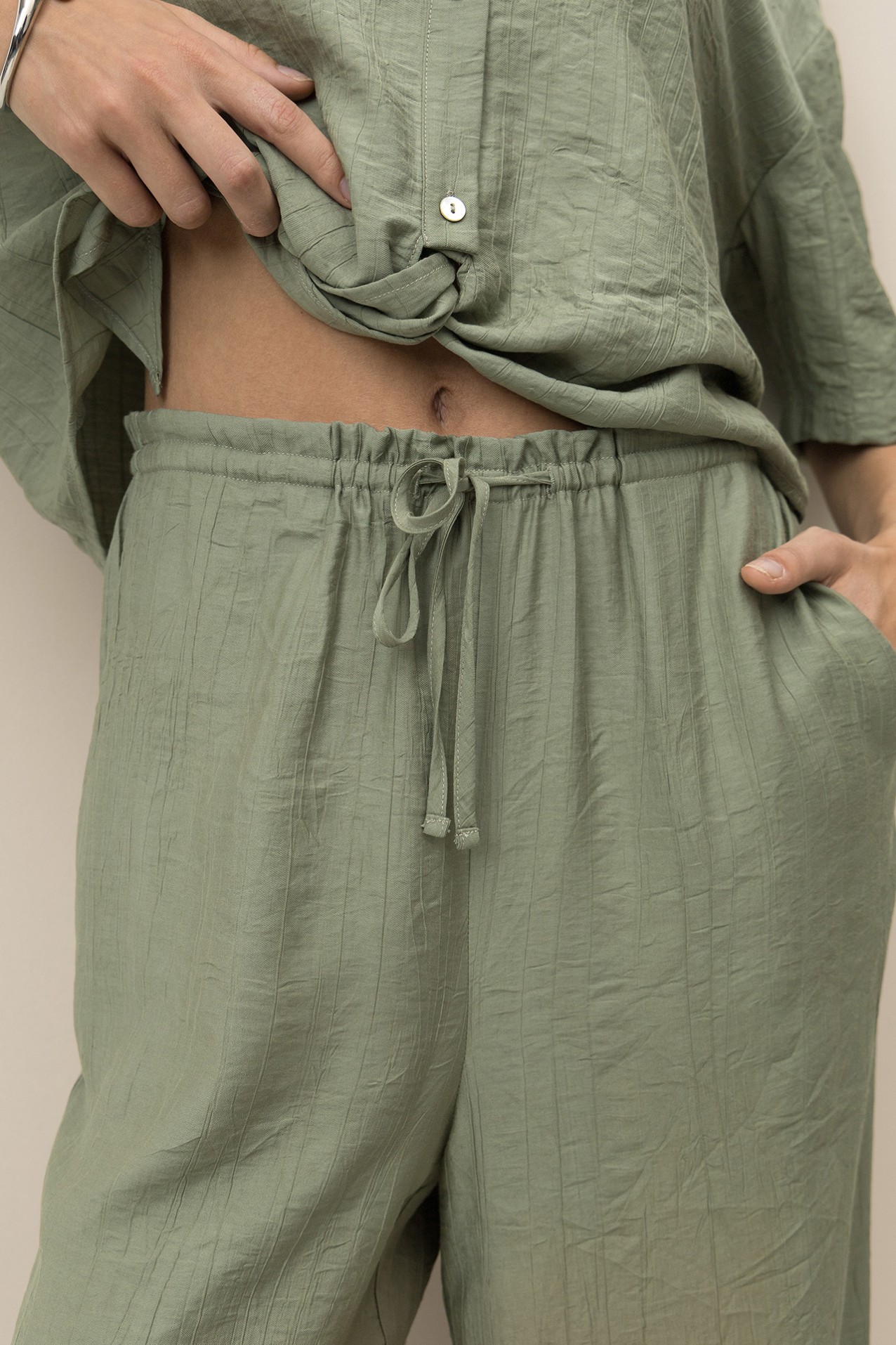 Calas Wide-leg Wrinkled