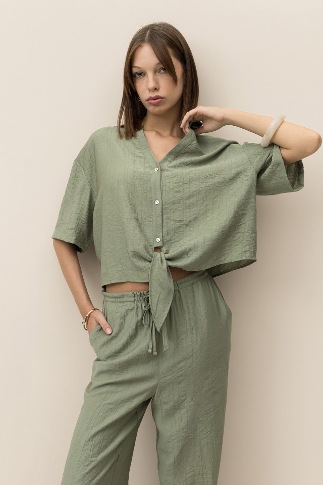 Camisa Cropped Wrinkled