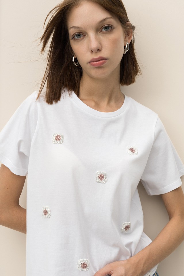 T-Shirt Flores de Missanga
