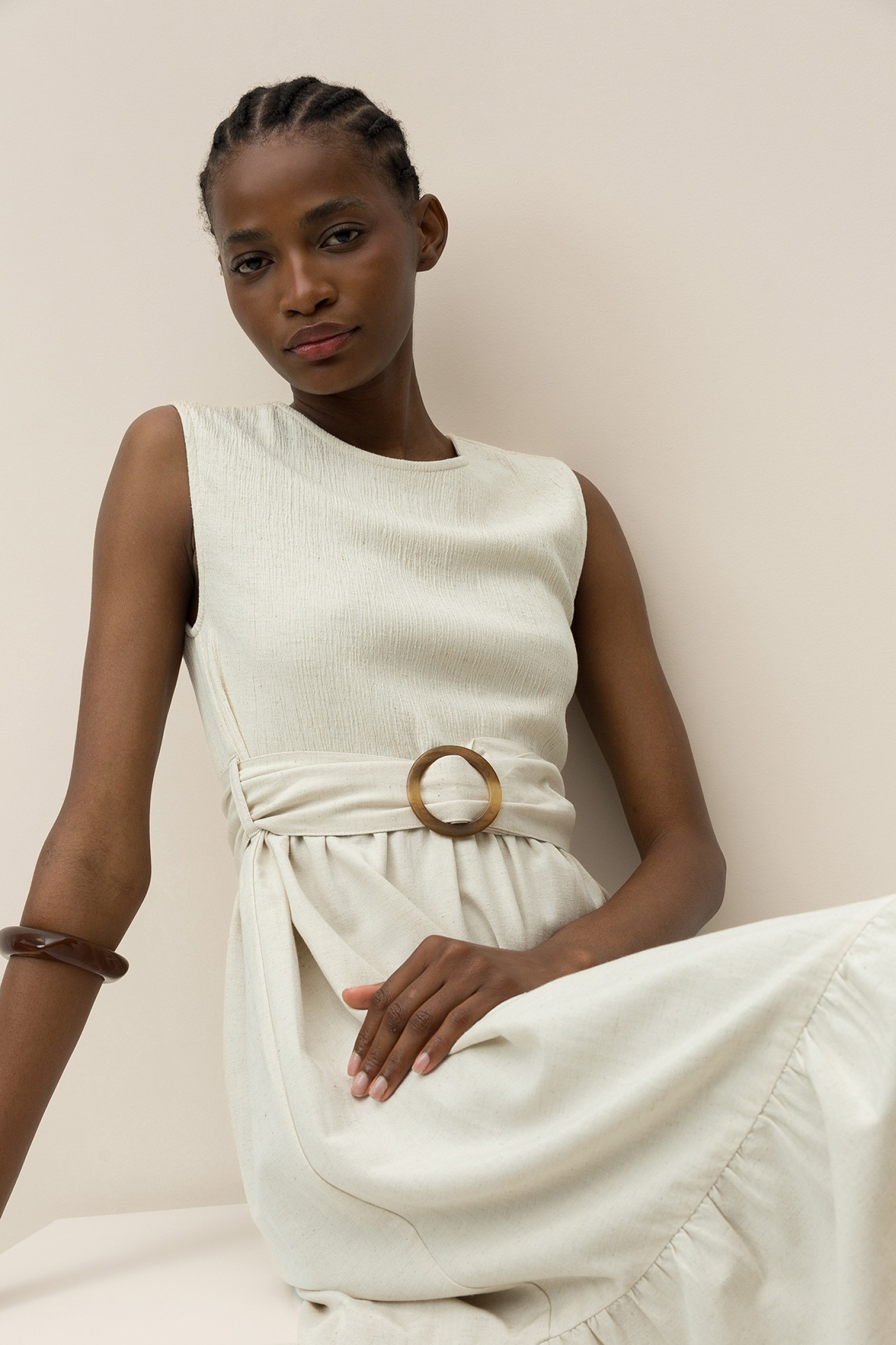 Vestido largo con cinturn