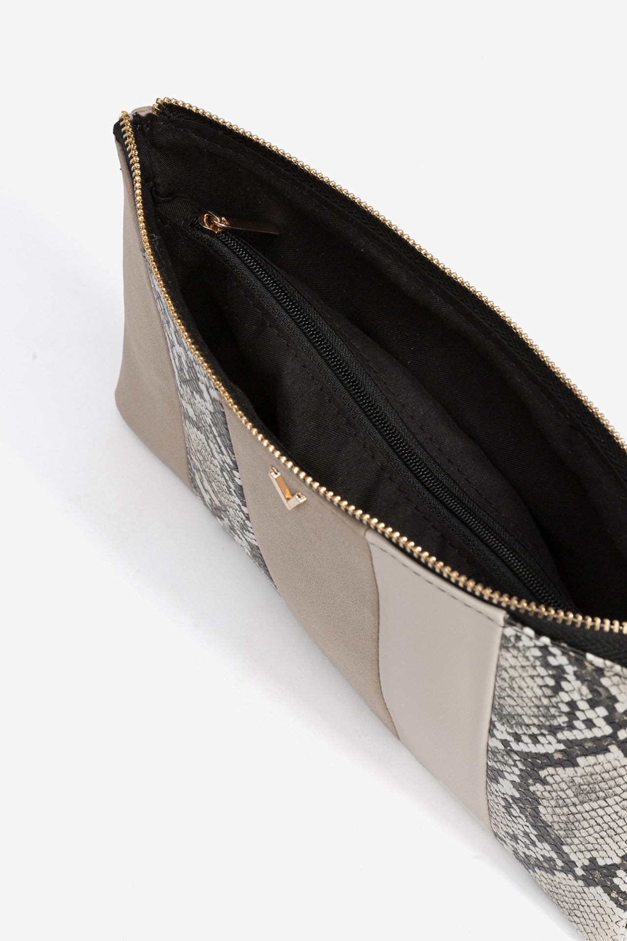 Bolsinha Patchwork Efeito Pele