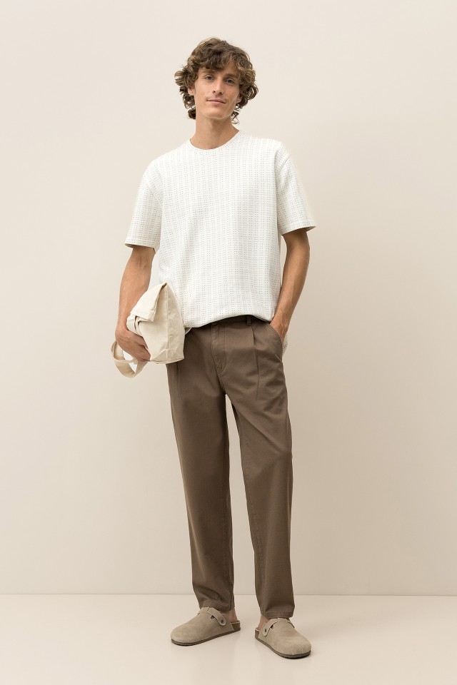 Carrot Fit Trousers