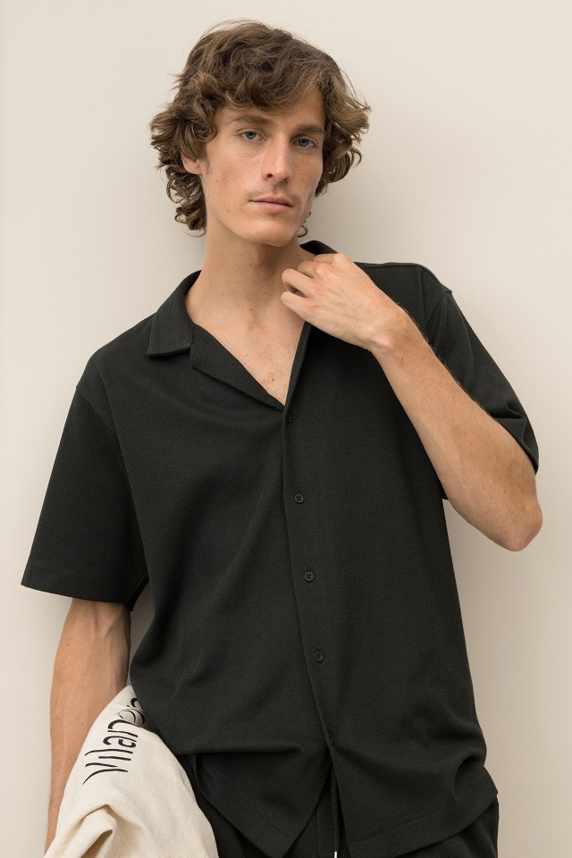 Relaxed Knit Shirt