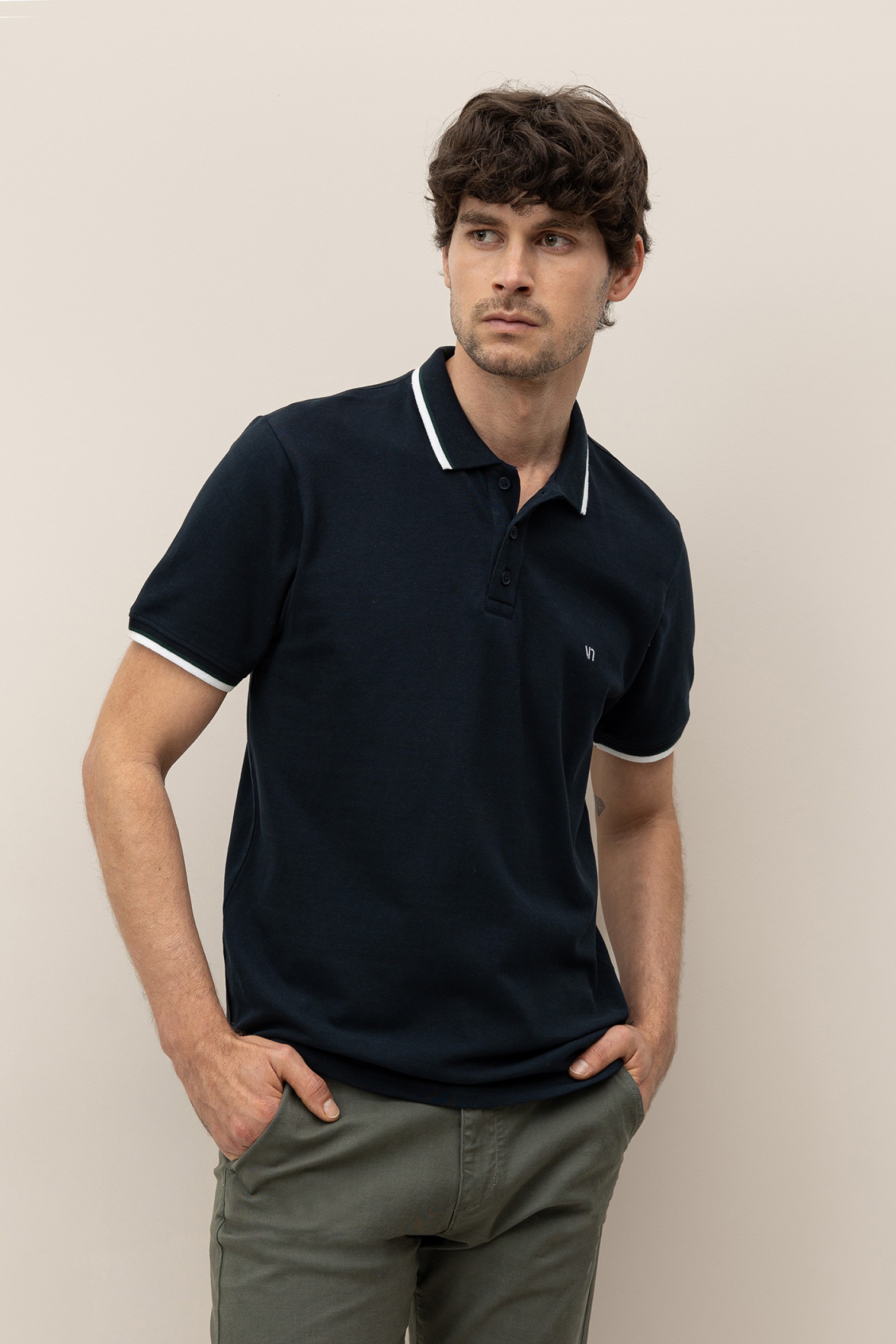 Polo de Algodo Bordado