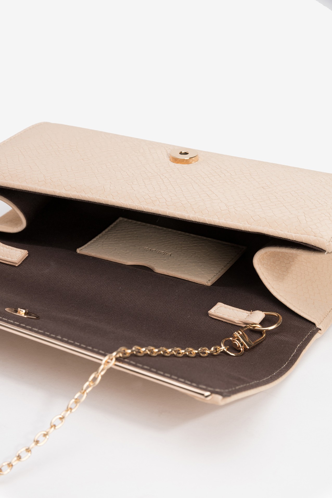 Clutch Efeito Pele Serpente