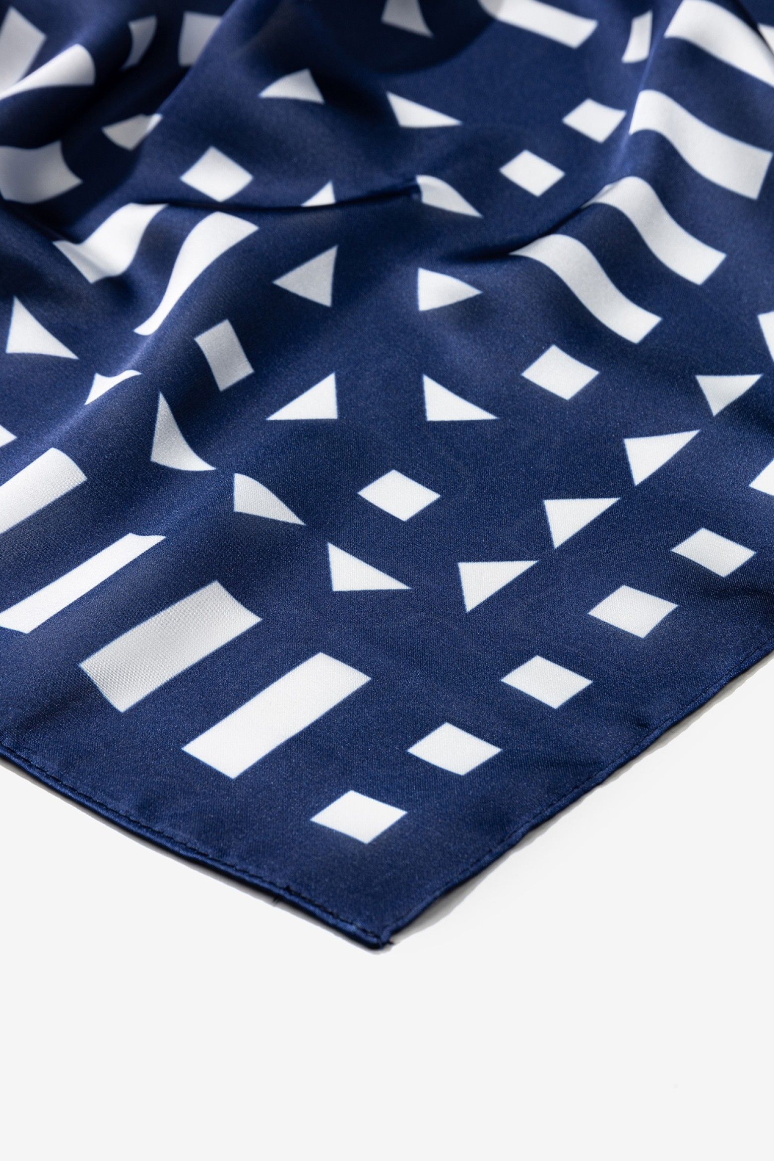 Satin Bandana with Geometric Print