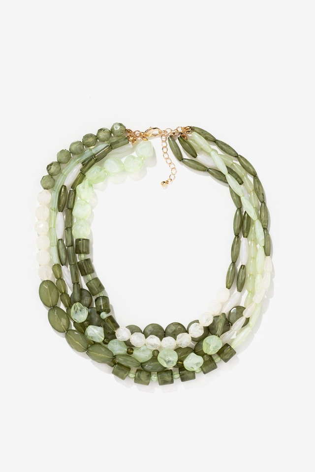 Collar multicapa verde y blanco