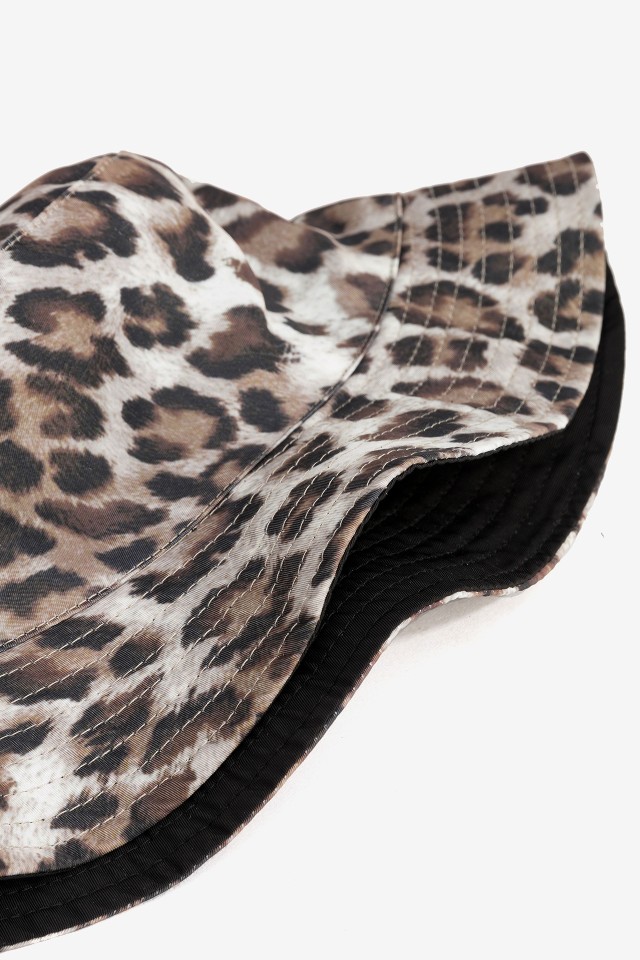 Chapéu reversível animal print Chapéu reversível animal print