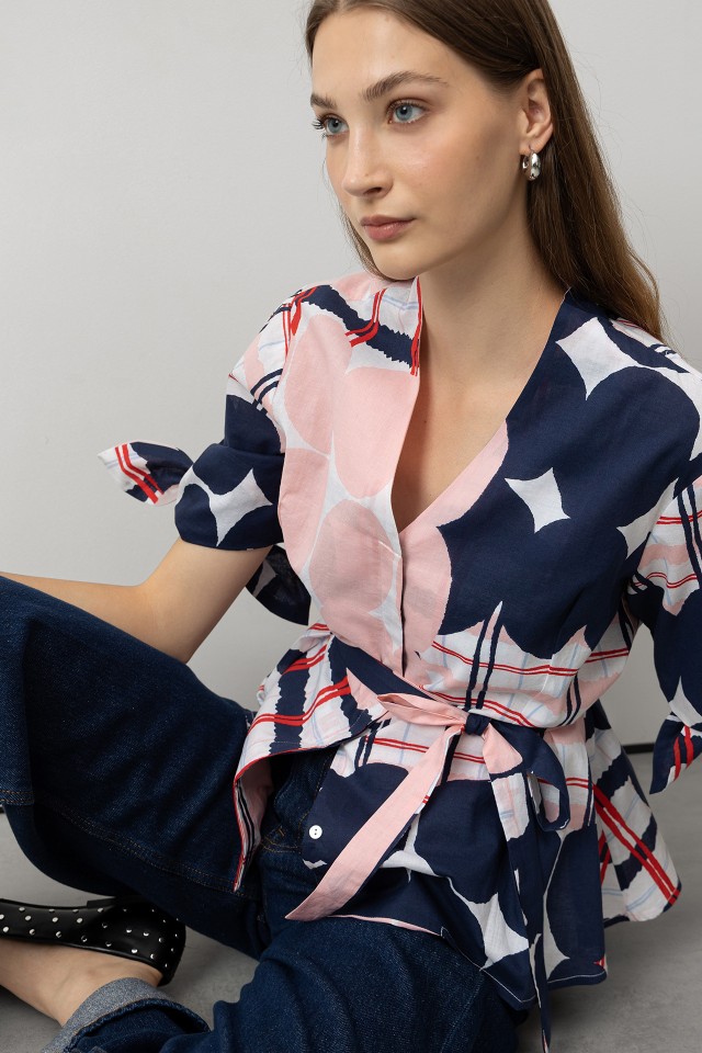 Camisa Estampada com Ns