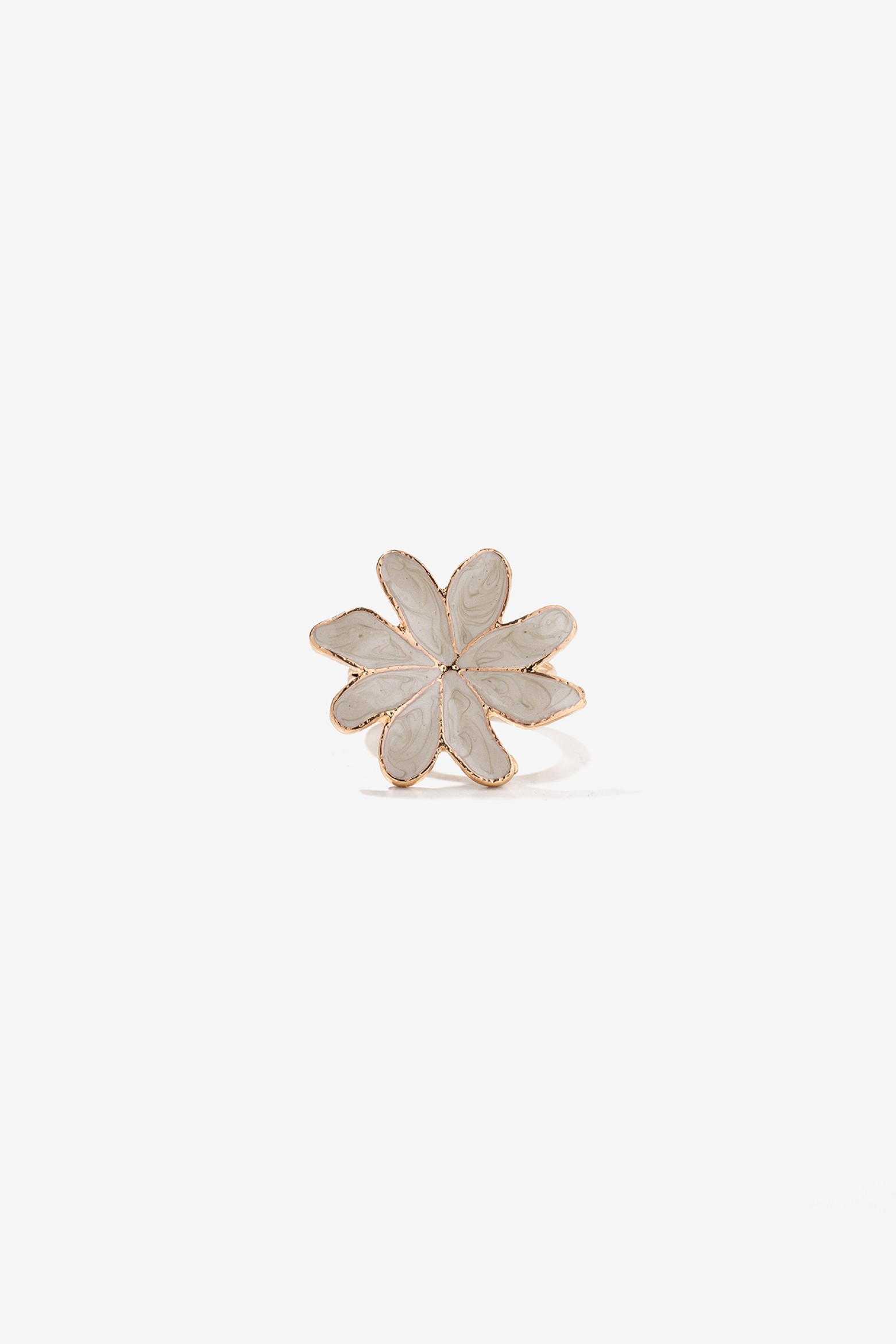 Anillo flor dorado