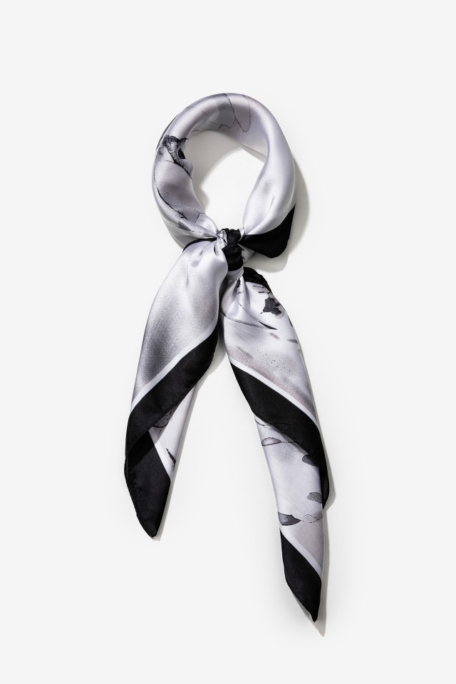 Bandana Acetinada Floral