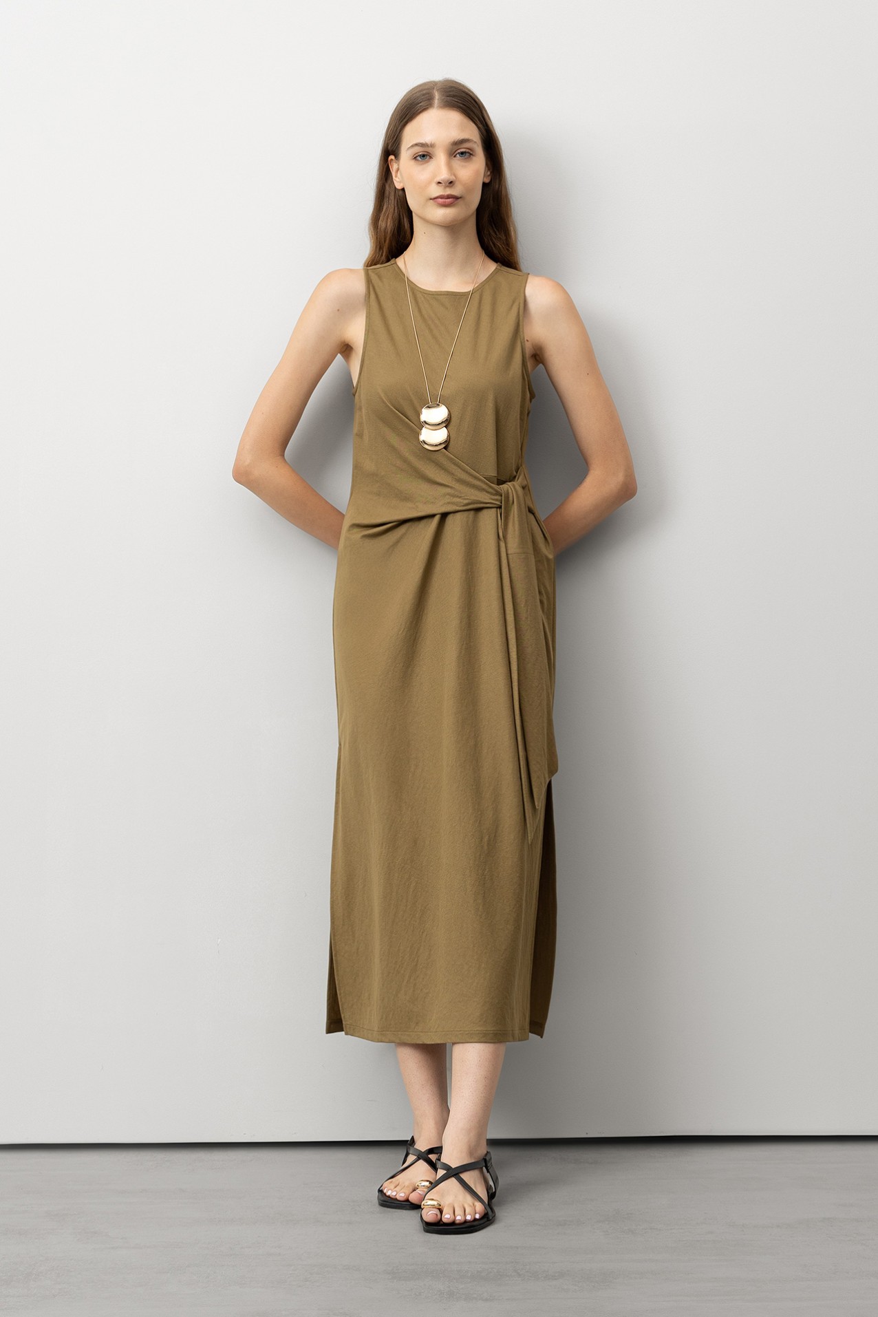 Vestido Midi com Amarrao