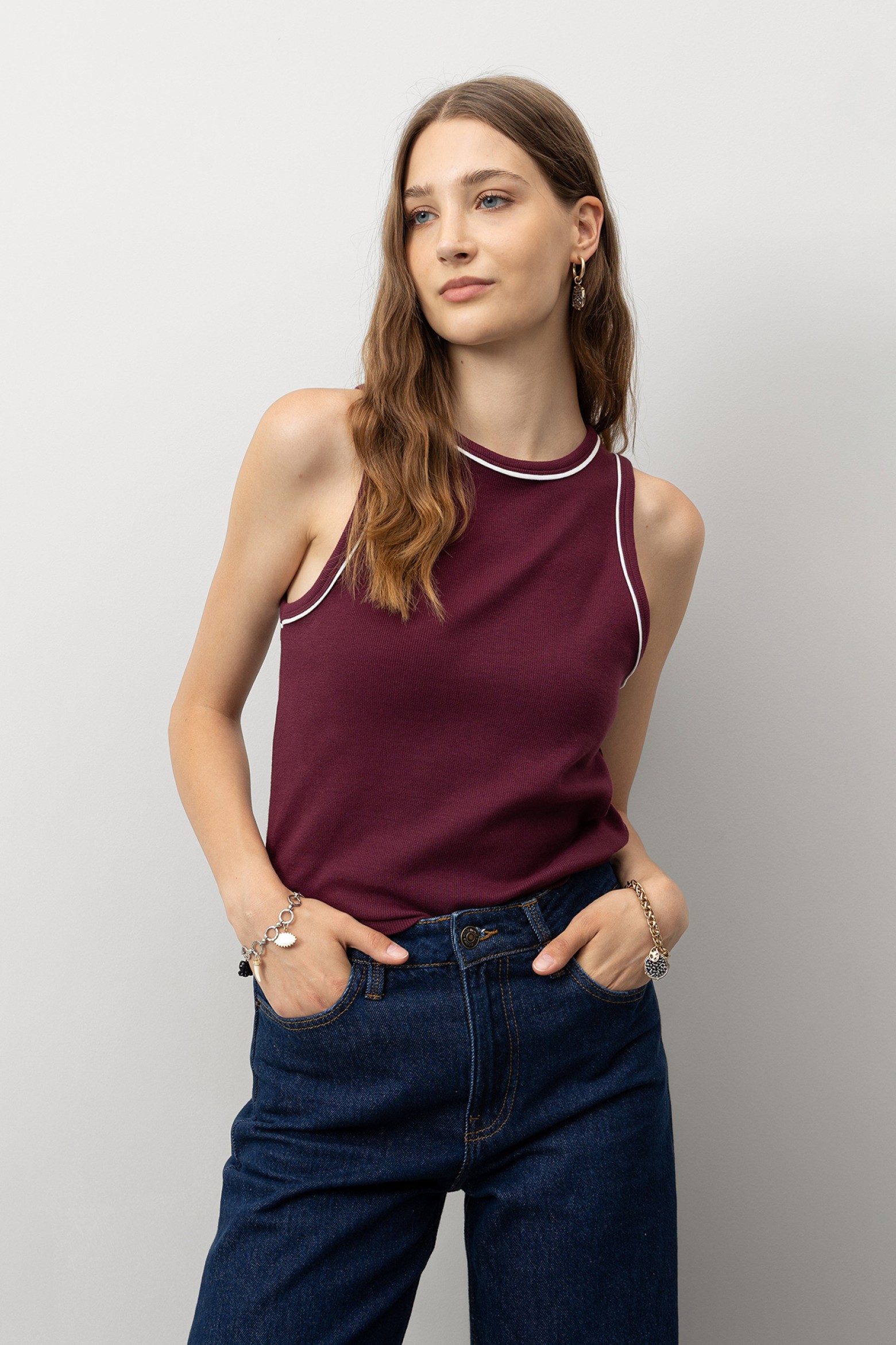 Top Halter com Contraste