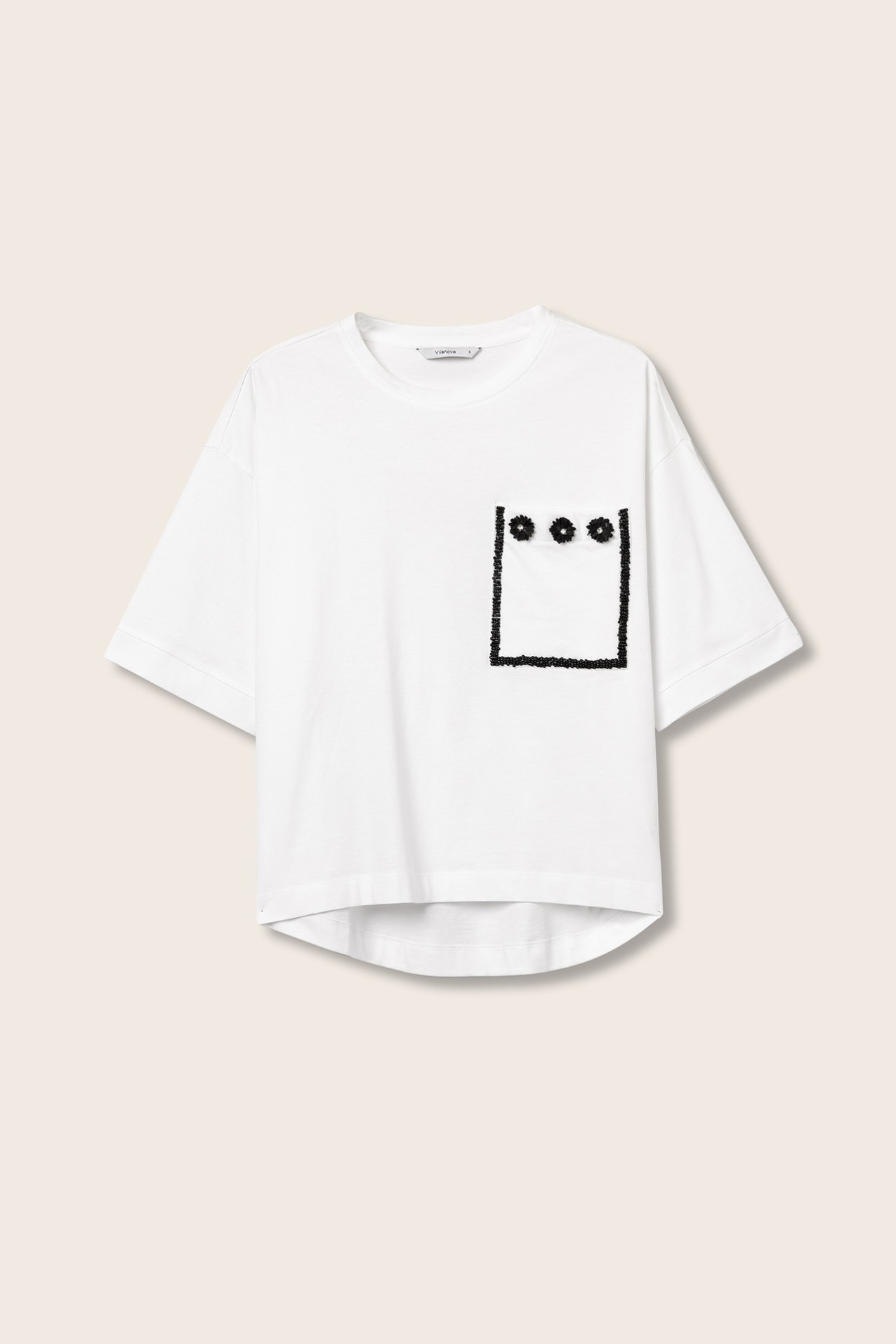 T-Shirt Oversized Com Bolsos Bordado