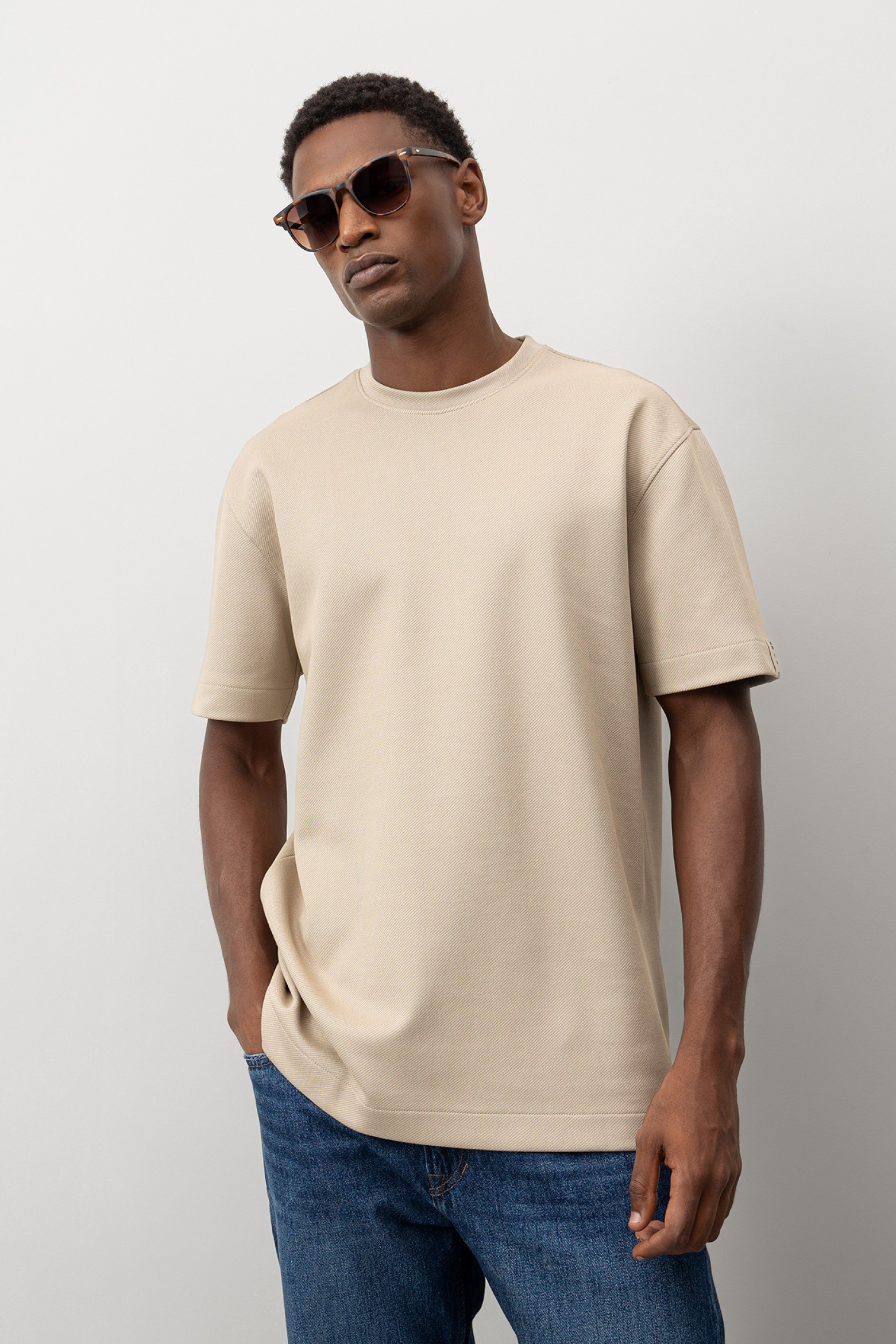 Camiseta Corte Relaxed con Aplique