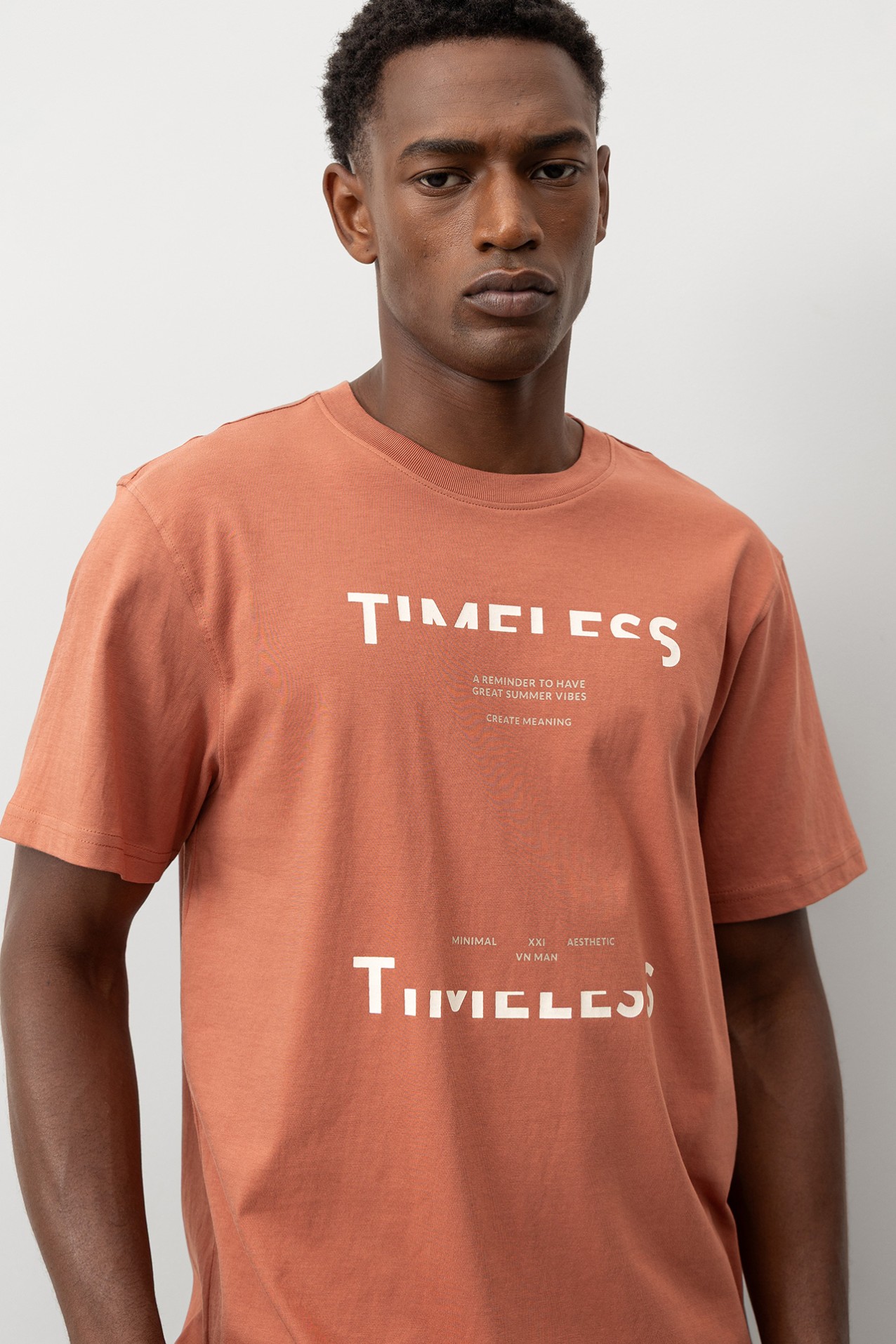 T-shirt Regular Fit com Estampado