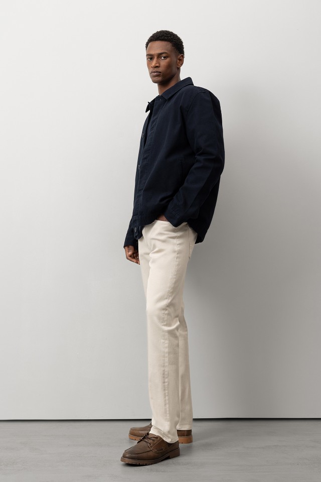 Jeans Munich Corte Comfort Fit Jeans Munich Corte Comfort Fit