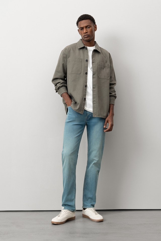 Munich Comfort Fit Jeans