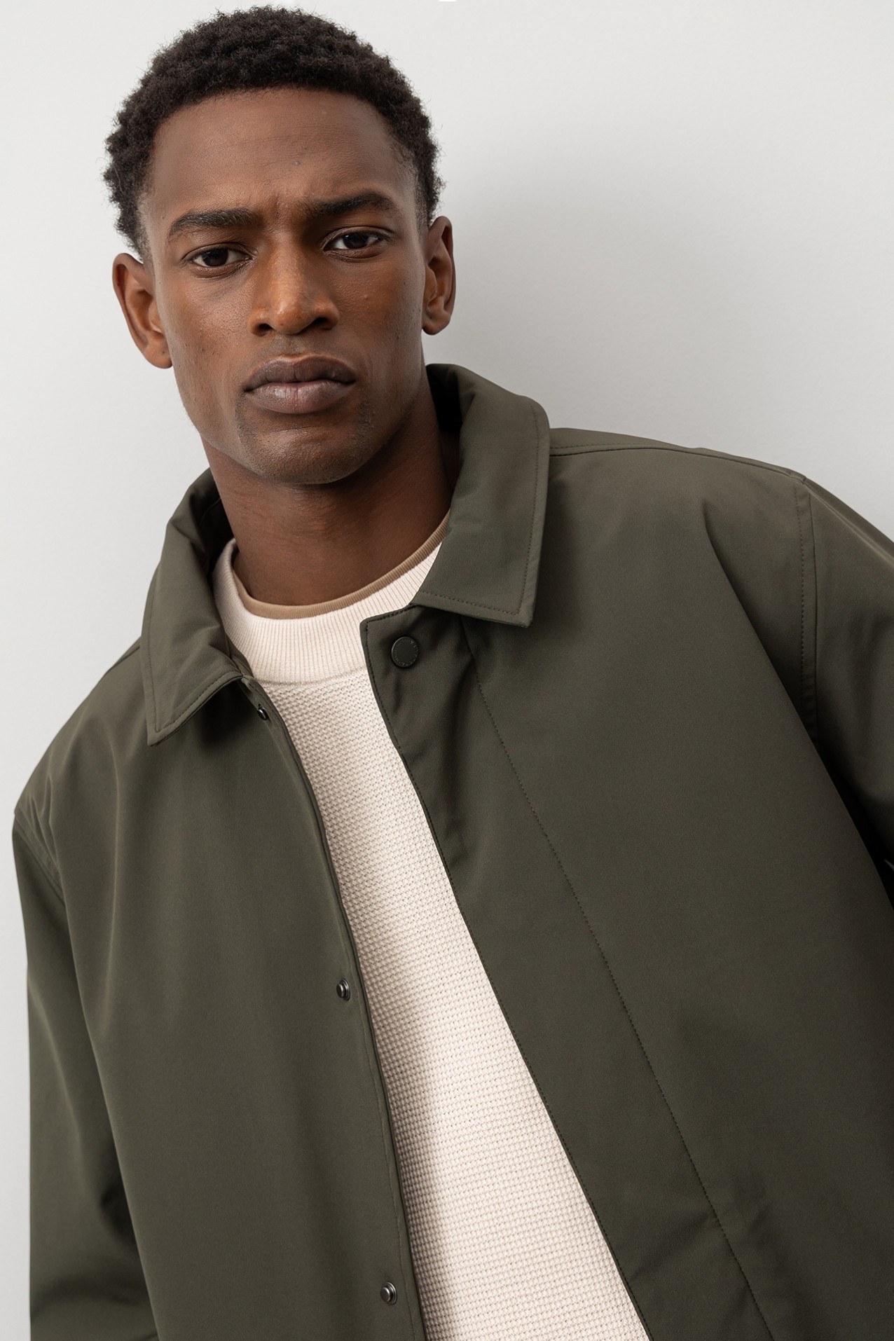 Casaco Comprido com Capuz Removvel