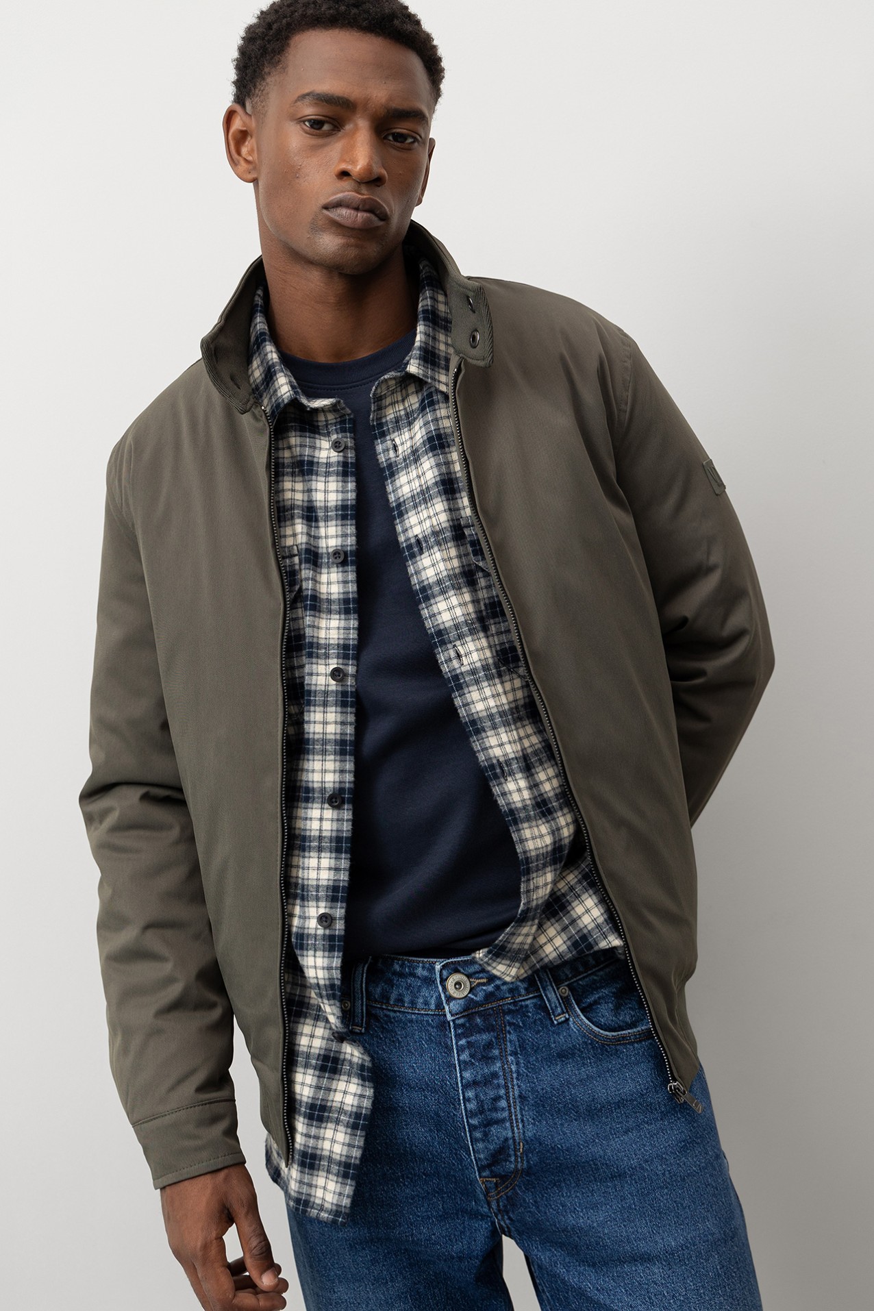 Casaco Acolchoado com Gola Alta