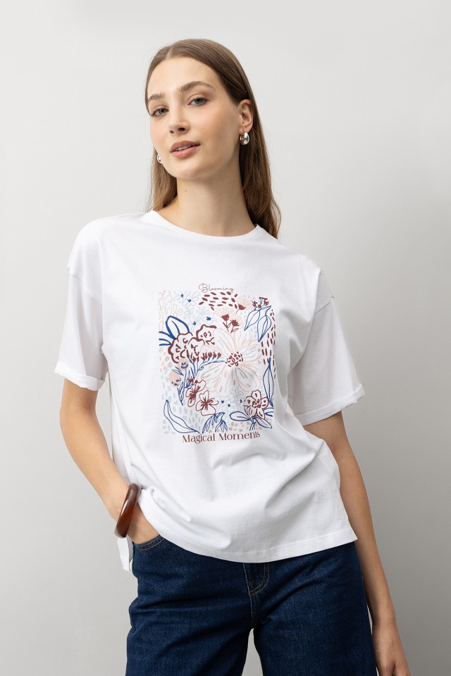 T-shirt Estampada com Brilhantes