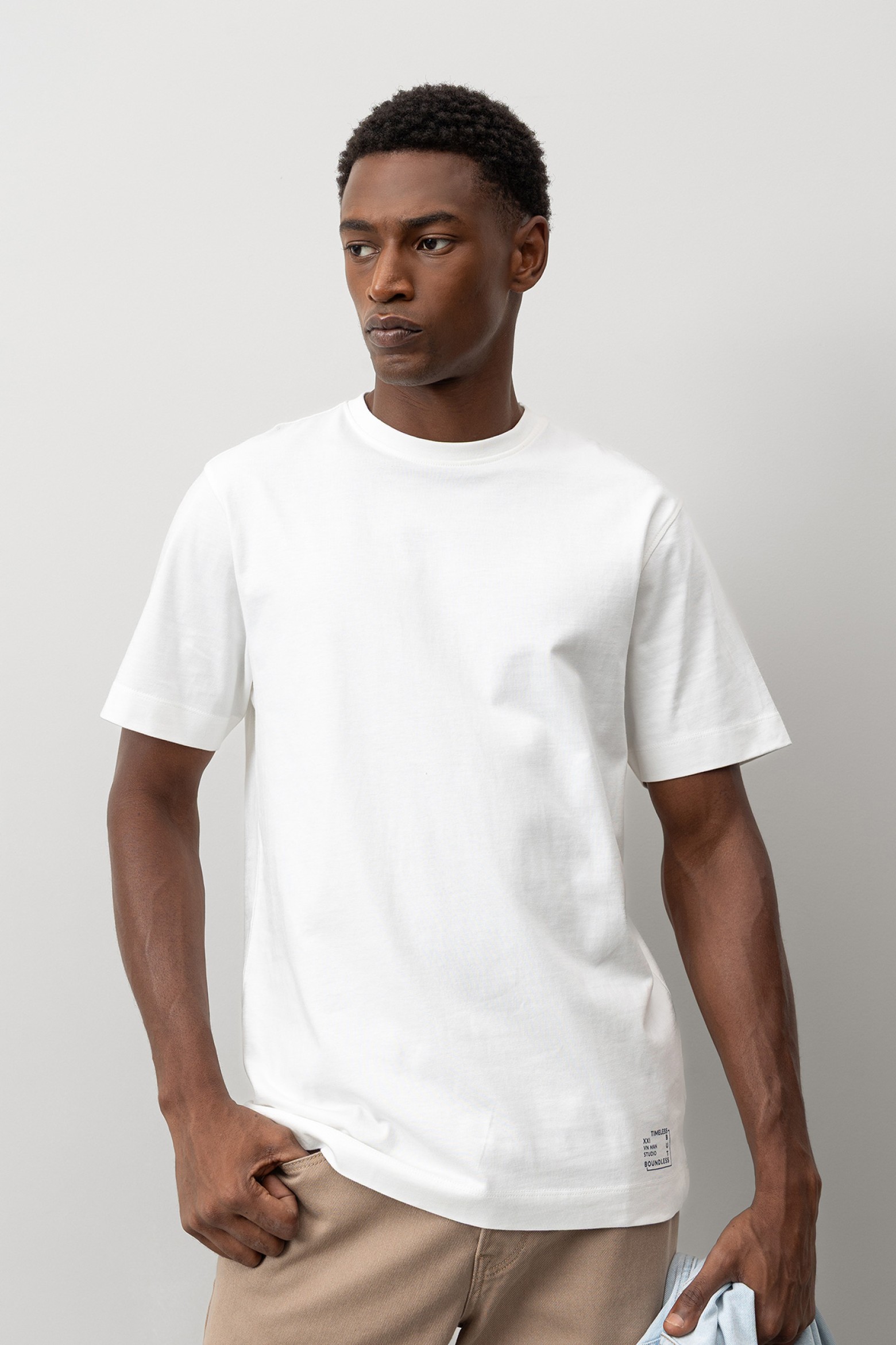 Camiseta Estampada con Relieve
