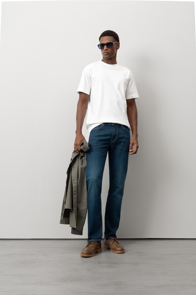 Munich Comfort Fit Jeans