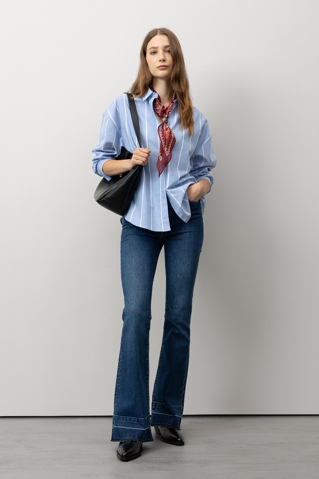 Barcelona Flare Fit Jeans
