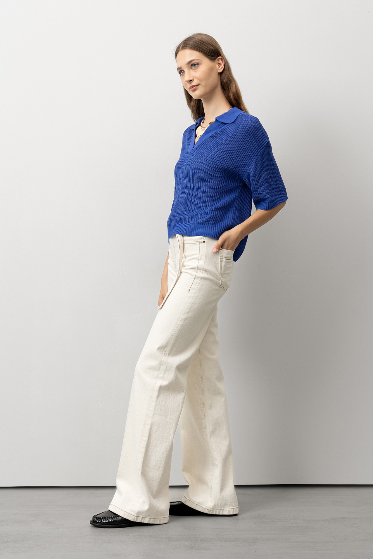 Wide Leg Jeans with Belt