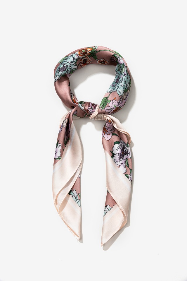 Bandana Acetinada Floral