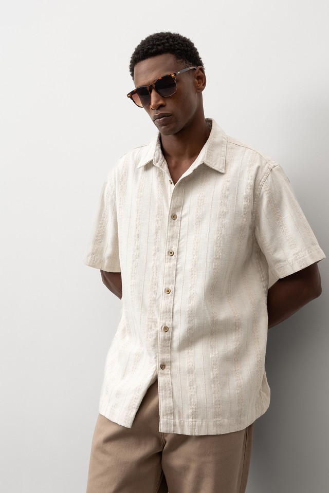 Short-Sleeve Relaxed Shirt