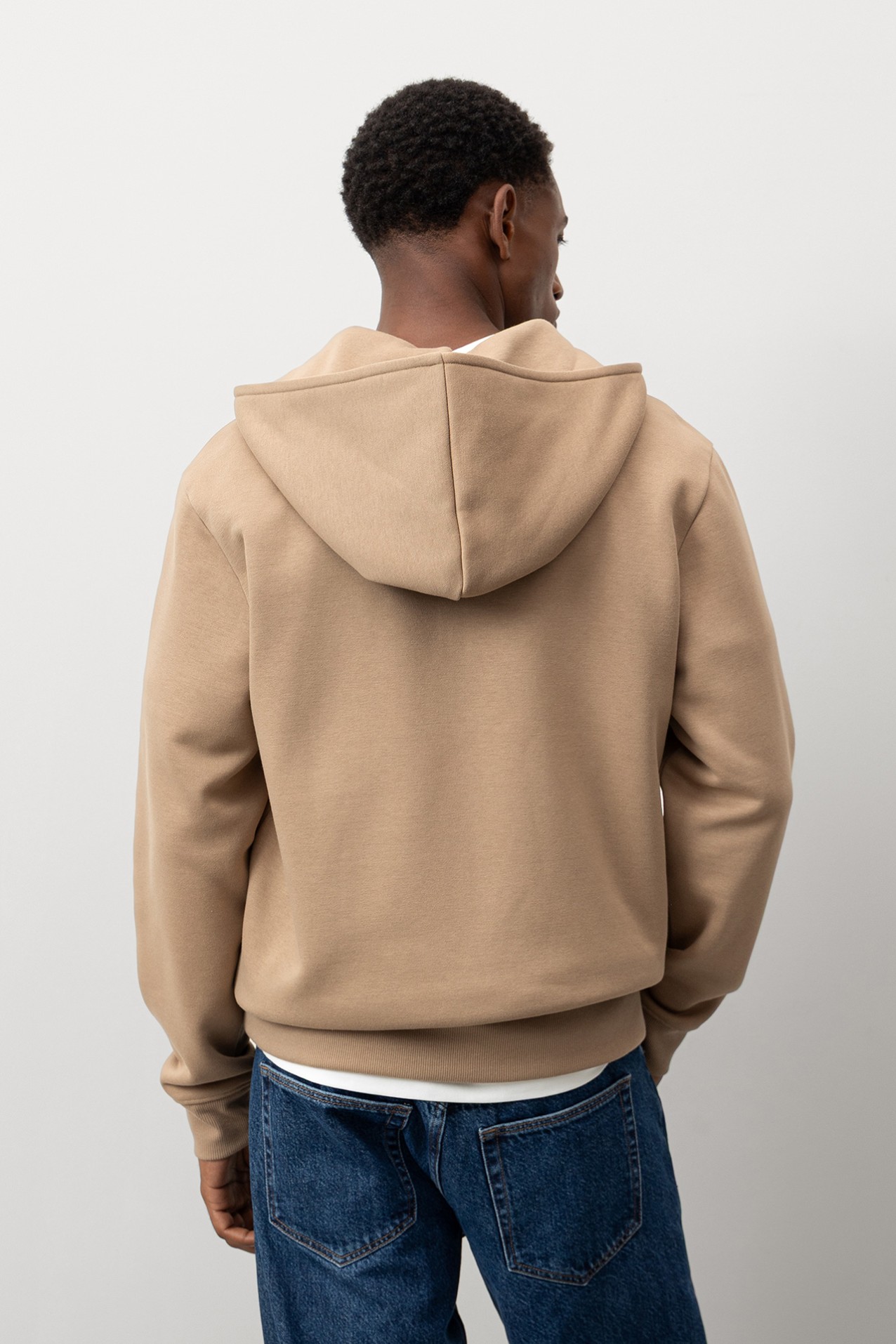 Casaco Castanho com Capuz