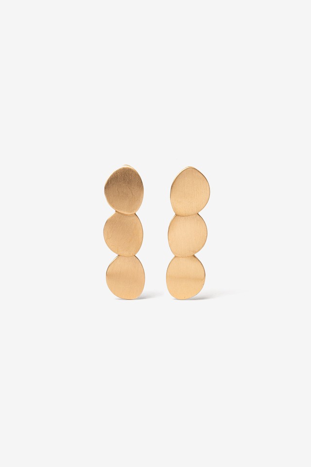 Pendientes dorados minimalistas