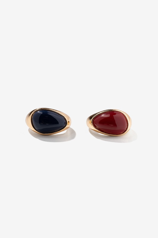 Anillos dorados elegantes